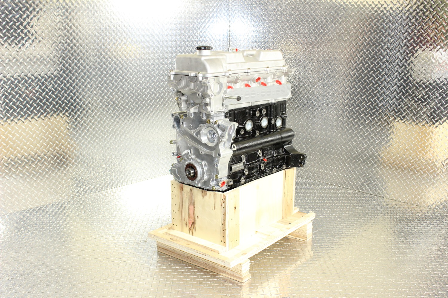 JDM 1995-1996 TOYOTA  4RUNNER 2.7L ENGINE 3RZ 4 CYLINDER DISTRIBUTOR TYPE MOTOR BRAND NEW